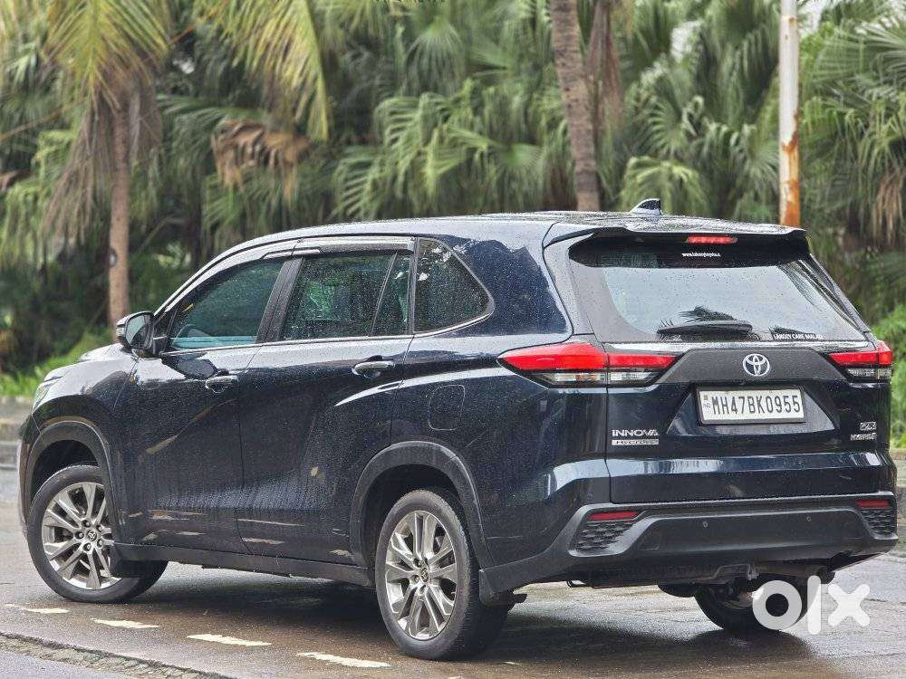 Toyota Innova Hycross 2.0 Zx (o) Hybrid 7 Str, 2023, Petrol