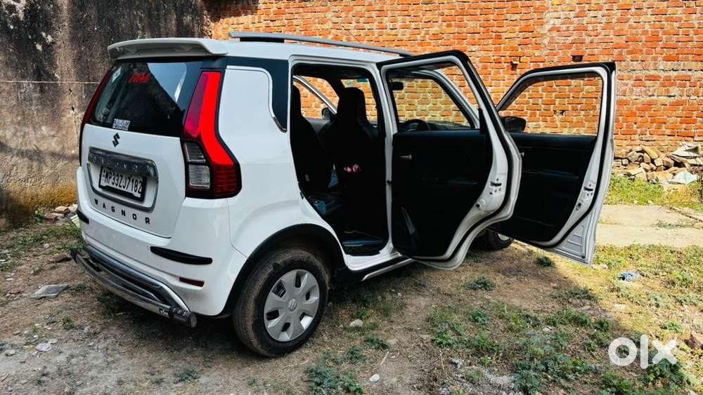 Maruti Suzuki Wagon R 1.0 2025 Cng & Hybrids 14574 Km Driven