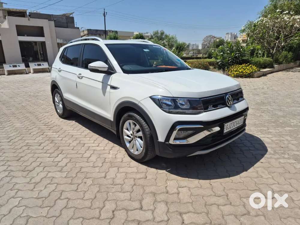 Volkswagen Taigun 2023 Petrol 27000 Km Driven