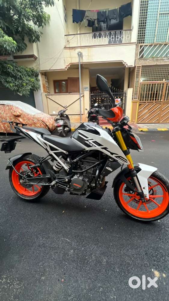 Duke 200 excellent condition Motorcycles 1824680543