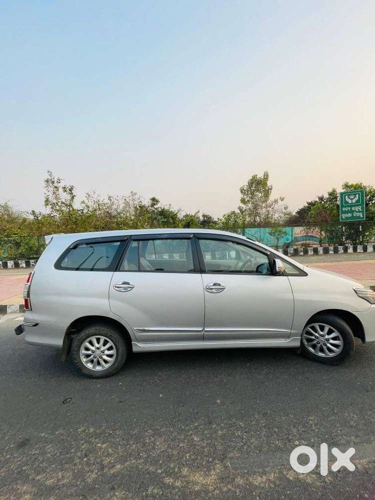 Toyota Innova 2.5 V 7 Str, 2015, Diesel