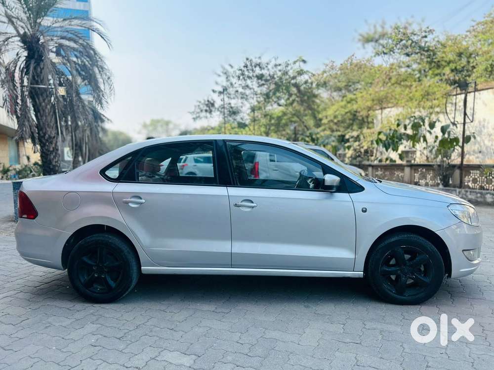 Skoda Rapid 2013-2016 1.5 Tdi At Ambition With Alloy Wheel, 2015, Di..