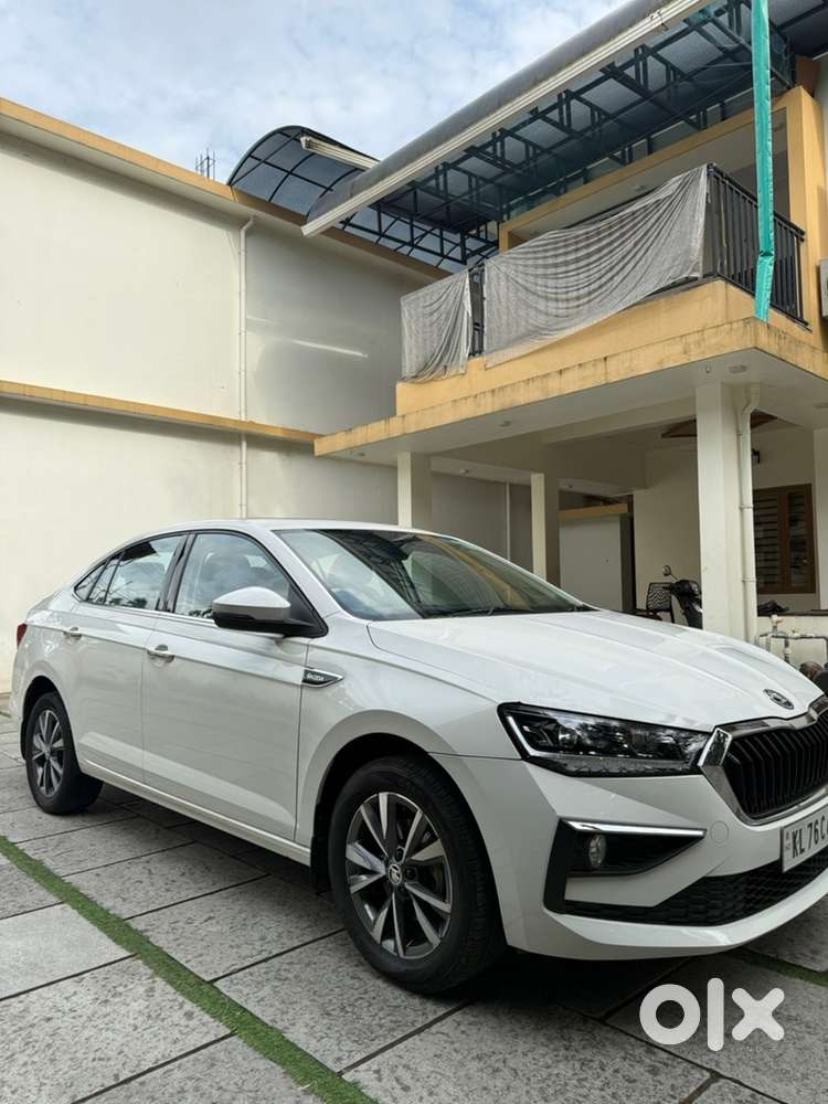Skoda Slavia Petrol Automatic 2022