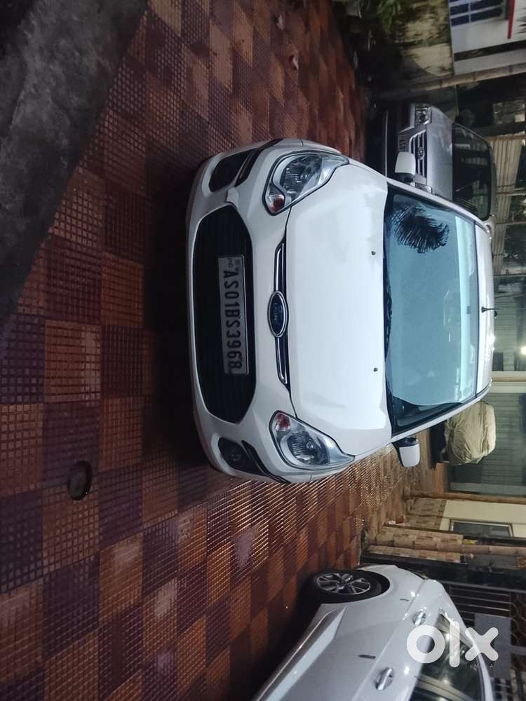 Ford Figo 1.2p Trend Mt, 2015, Petrol