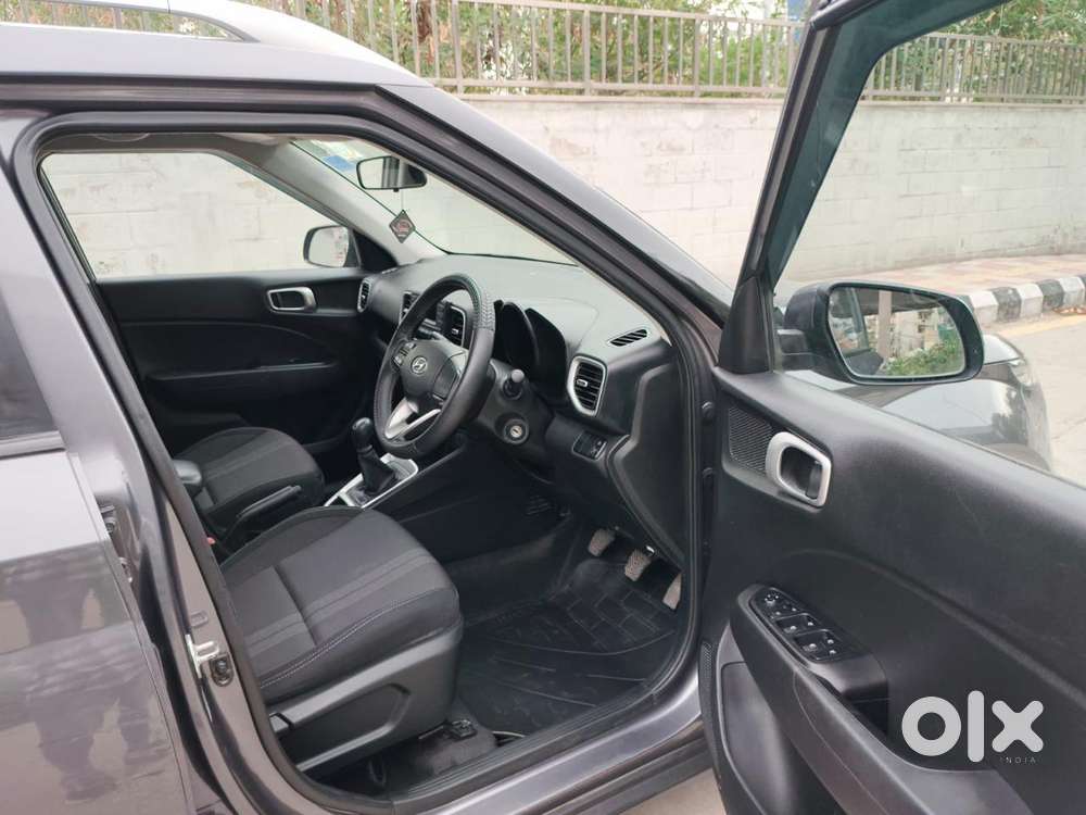 Hyundai Venue S 1.2 Petrol, 2020, Petrol
