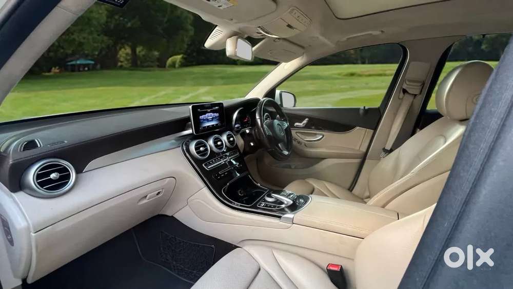 Mercedes-benz Glc Class Progressive 300, 2017, Petrol