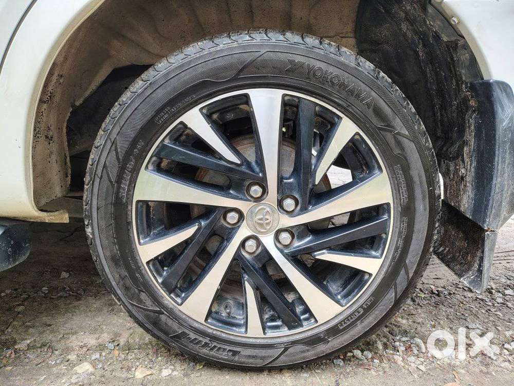 Toyota Innova Crysta