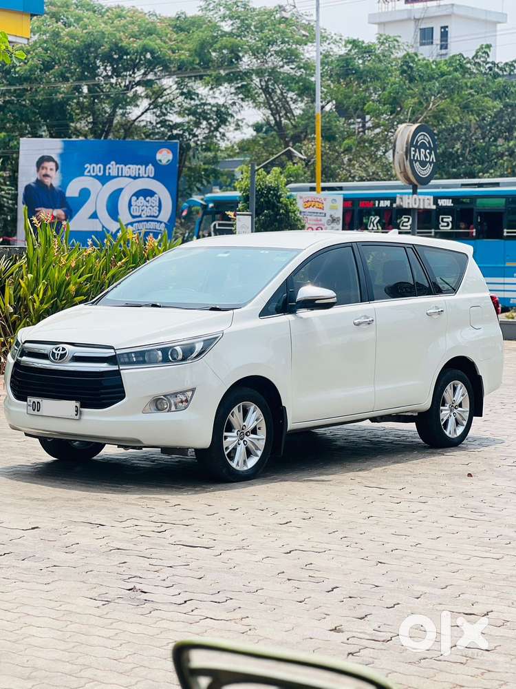 Toyota Innova Crysta
