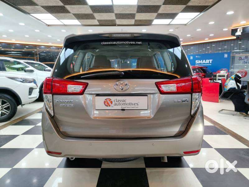 Toyota Innova Crysta 2.8z Automatic, 2018, Diesel