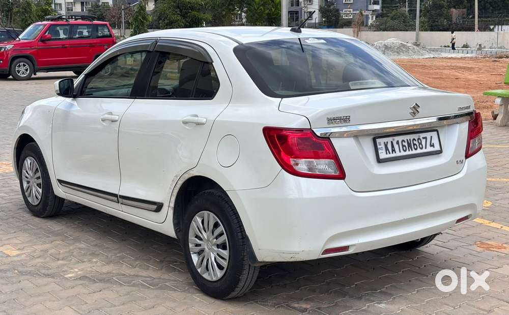Maruti Suzuki Swift Dzire 1.3 Vxi, 2019, Petrol
