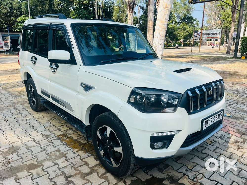 Mahindra Scorpio Classic 2.2 S 11 Mt 7 Str, 2022, Diesel