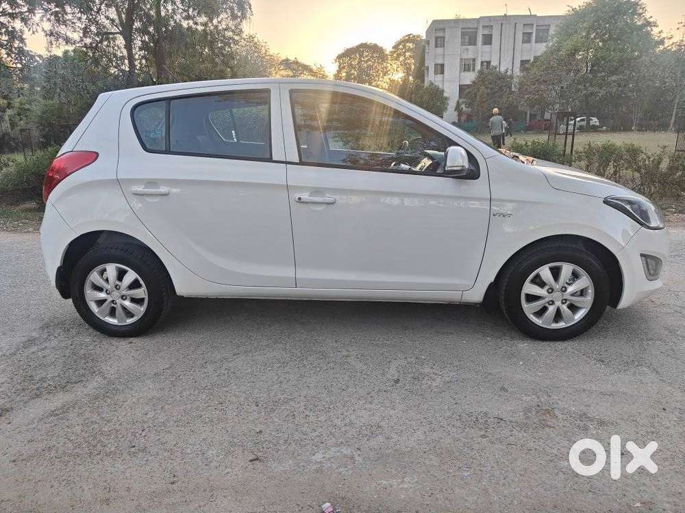 Hyundai I20 Sportz 1.2 Bs-iv, 2014, Petrol