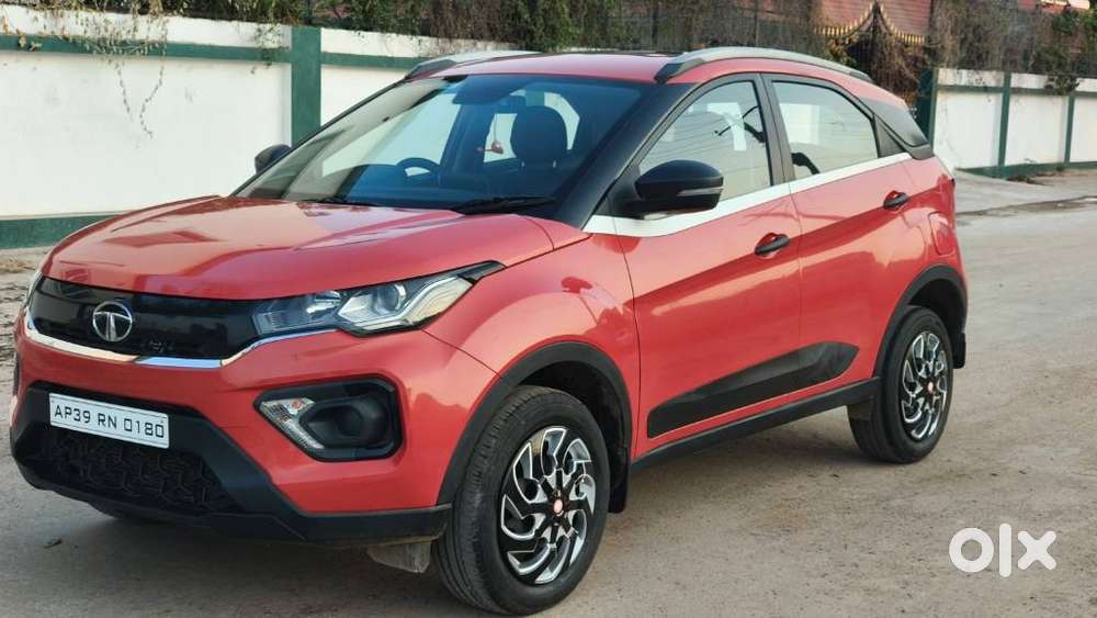 Tata Nexon 1.2 Revotron Xm (s), 2022, Diesel