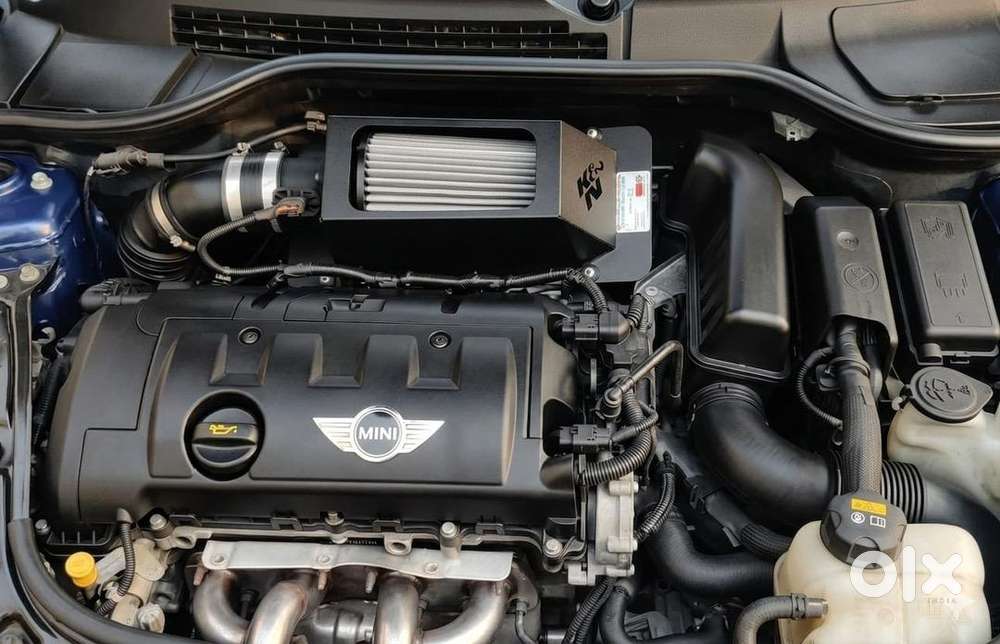 Mini Cooper Convertible 2015 Petrol Well Maintained