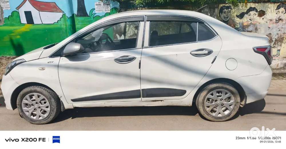 Hyundai Xcent Base 2022
