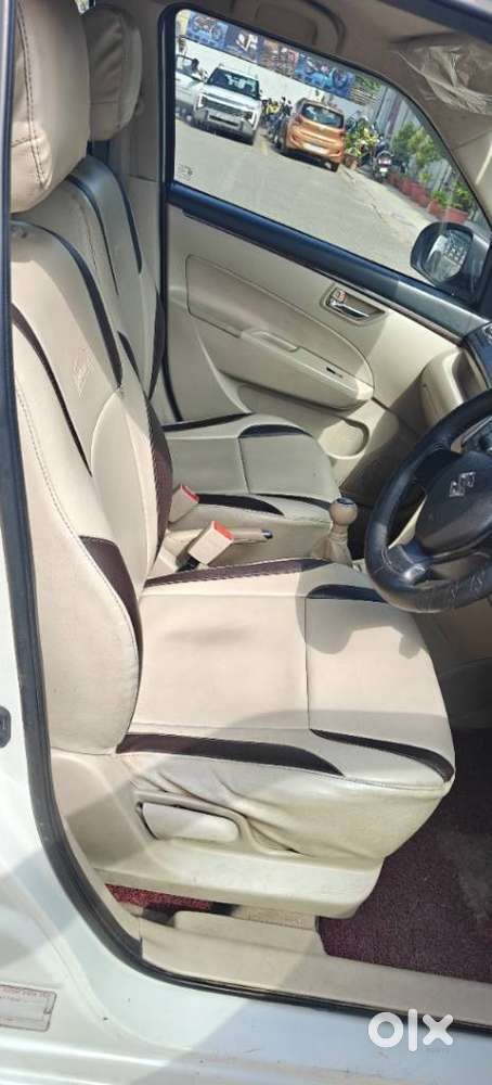 Maruti Suzuki Swift Dzire Vxi Optional, 2014, Petrol