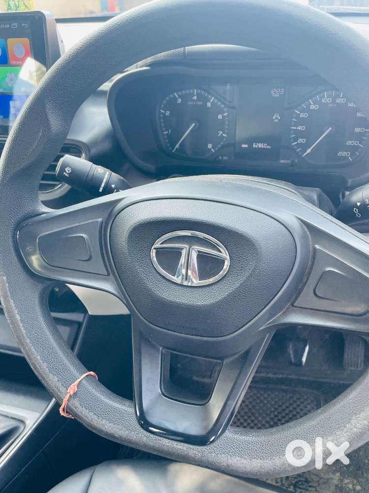 Tata Altroz Petrol 2022