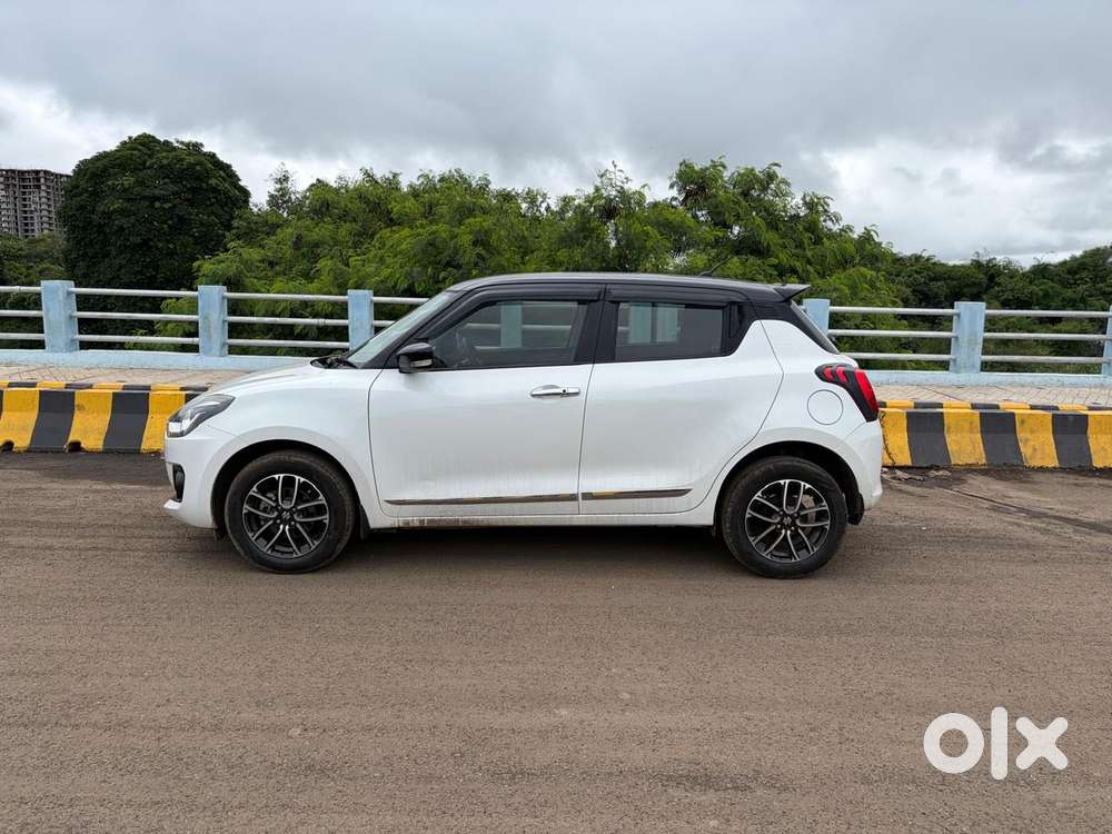 Maruti Suzuki Swift Zxi Plus Dual Tone, 2022, Petrol