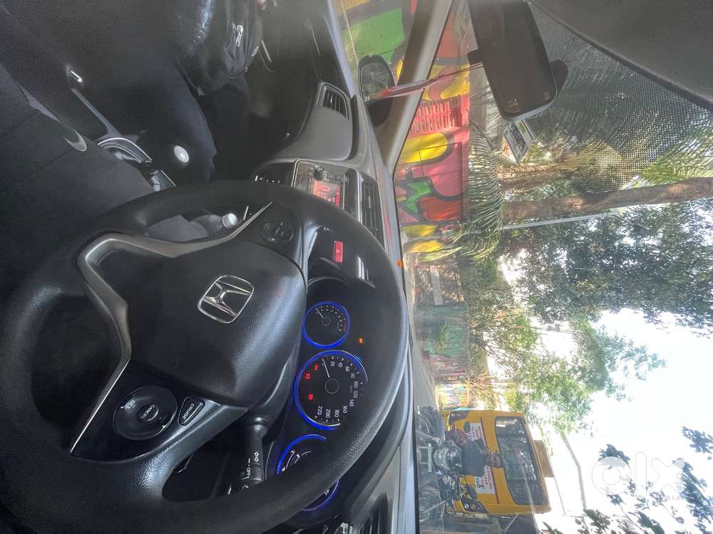2 Keys Good Condition Want To Sell Urgent