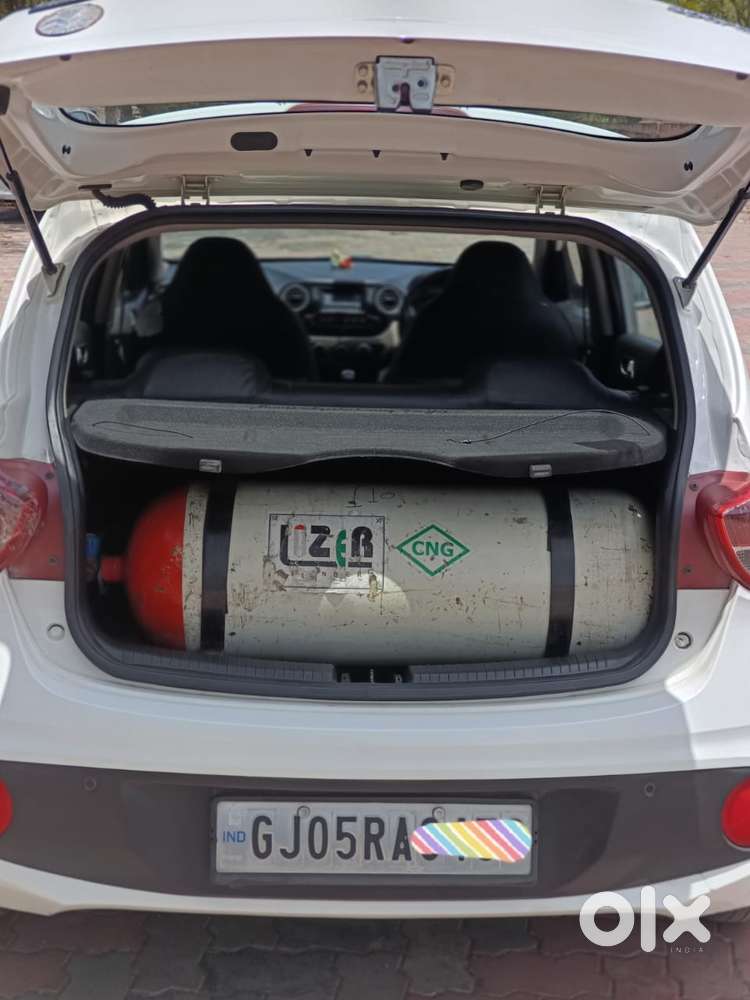 Hyundai Grand I10 2016-2017 Sportz Celebration Edition, 2017, Cng & ..