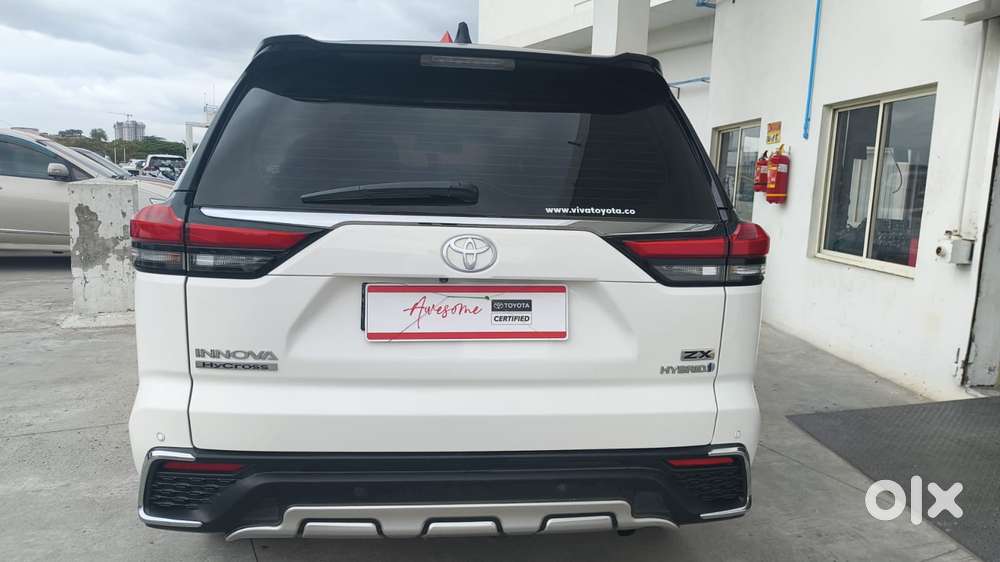 Toyota Innova Hycross 2.0 Zx Hybrid 7 Str, 2024, Diesel