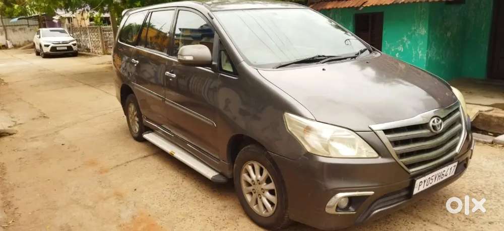 Toyota Innova Diesel 2012