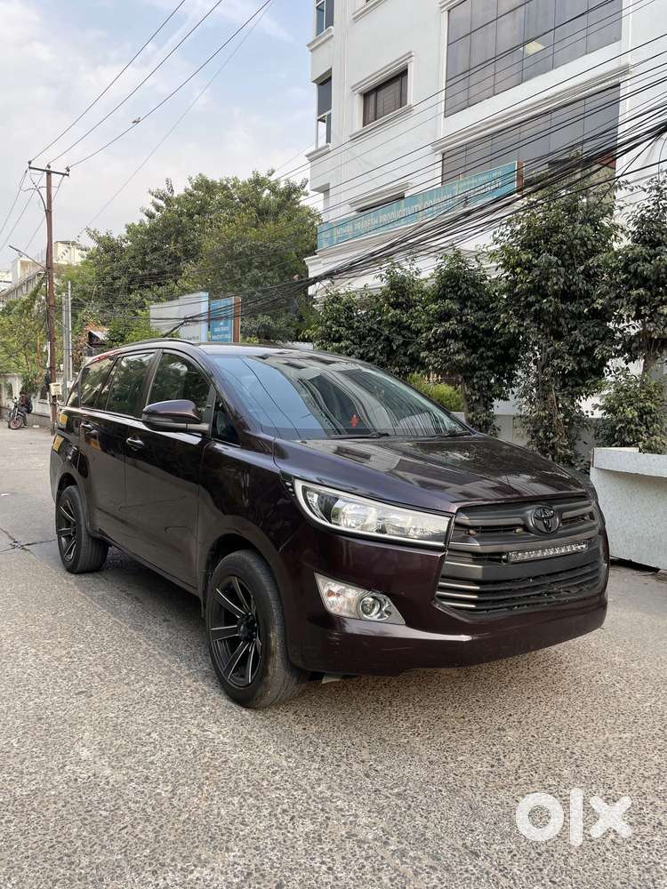 Toyota Innova Crysta 2.8 Gx At 8s, 2020, Diesel