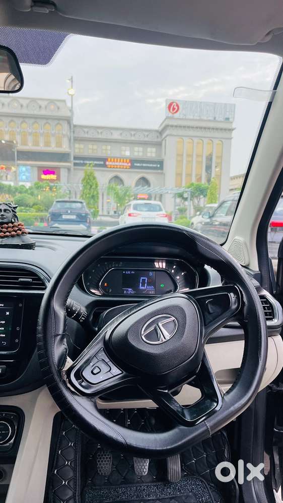 2022 Tata Tiago Xza Plus Dual Tone