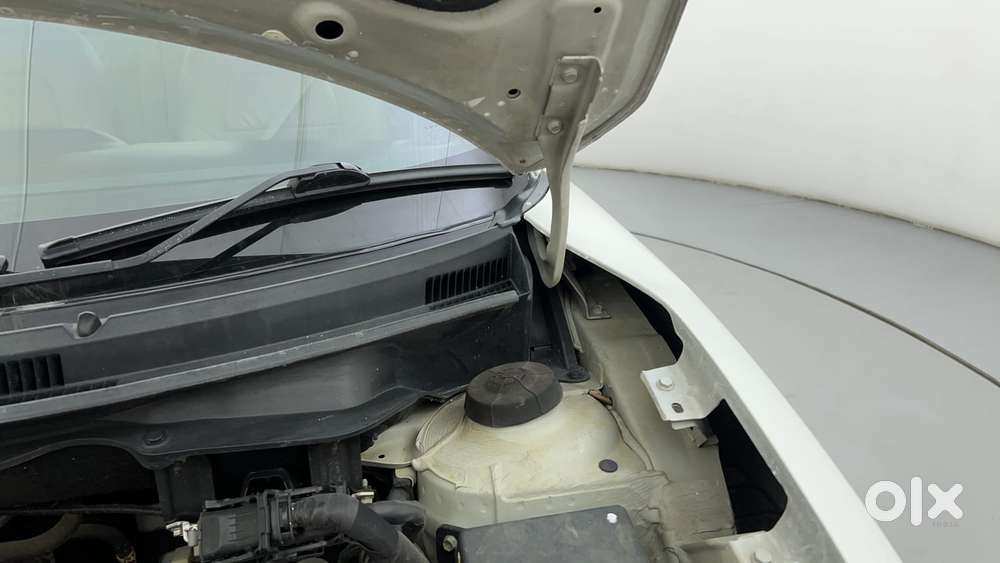 Maruti Suzuki Dzire Vxi Ags, 2020, Petrol