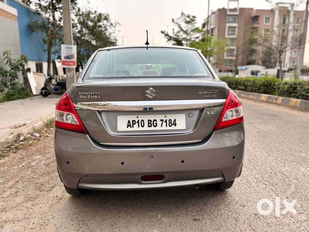 Maruti Suzuki Swift Dzire 1.2 Vxi Bsiv, 2014, Petrol