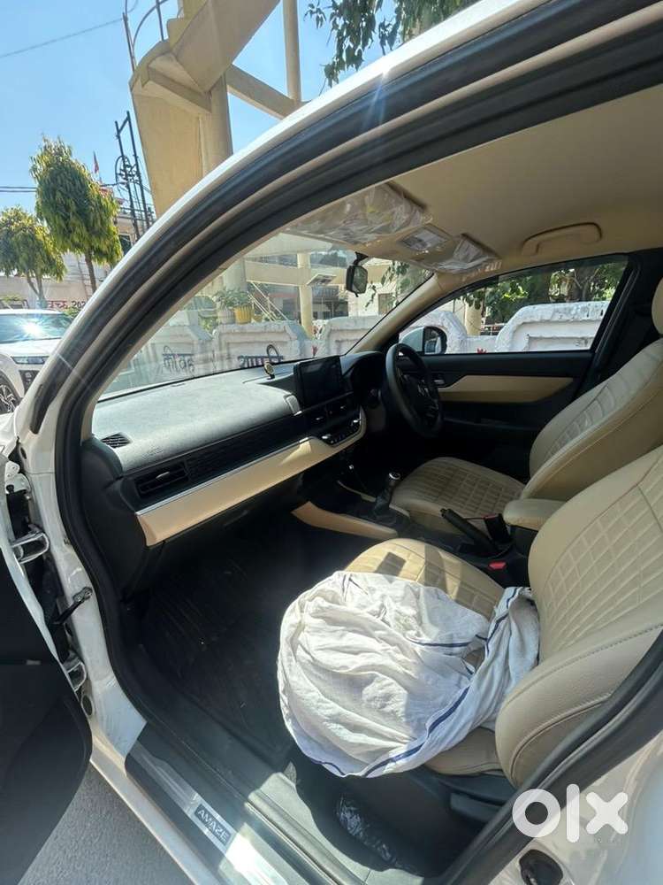 Honda Amaze 2nd Gen 2025 Petrol 4500 Km Driven