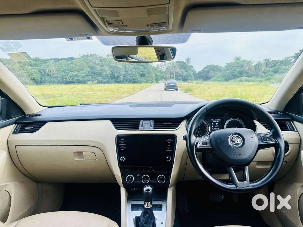 Skoda Octavia 1.8 Tsi At Style Plus, 2018, Petrol