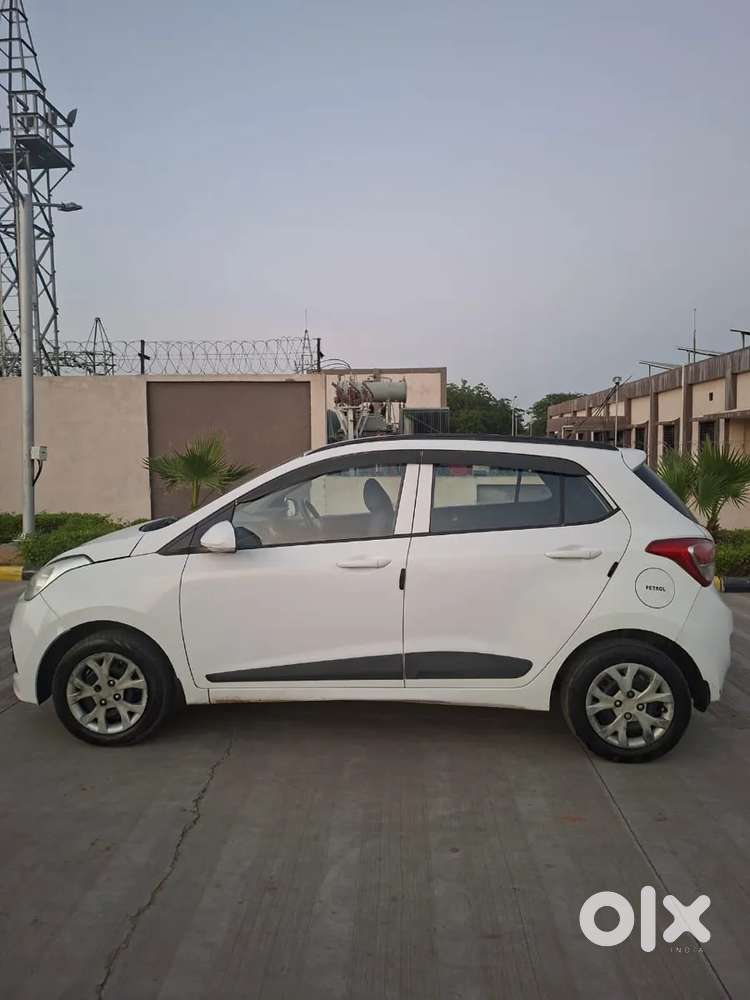 Hyundai Grand I10 Sportz 1.2 Kappa Vtvt, 2016, Petrol