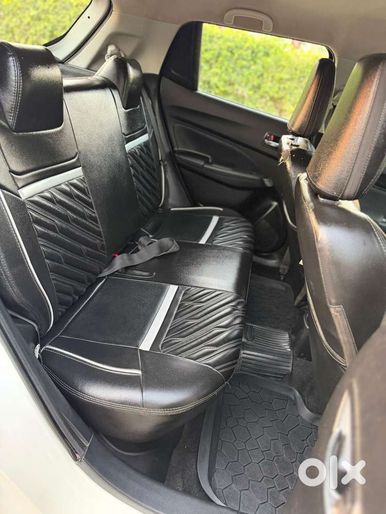Maruti Suzuki Swift 1.2 Vxi (o), 2022, Petrol