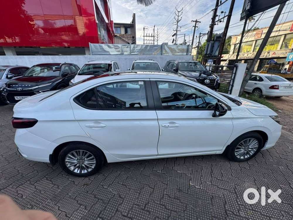 Honda City 1.5 V 5th Gen I-vtec Mt, 2020, Petrol