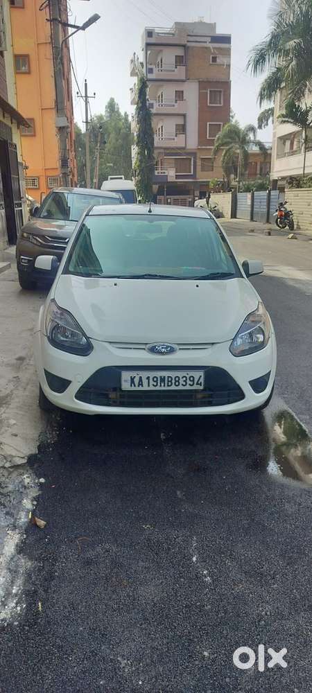 Ford Figo 2011 Petrol 70800 Km Driven
