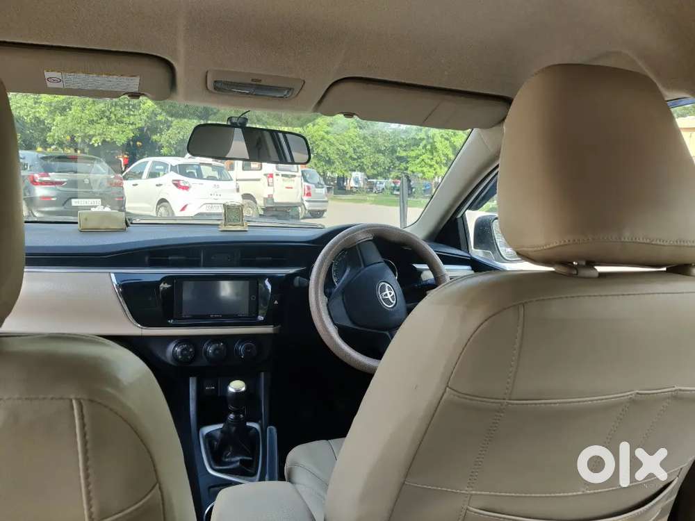 Toyota Corolla Altis 2016 Manual Petrol
