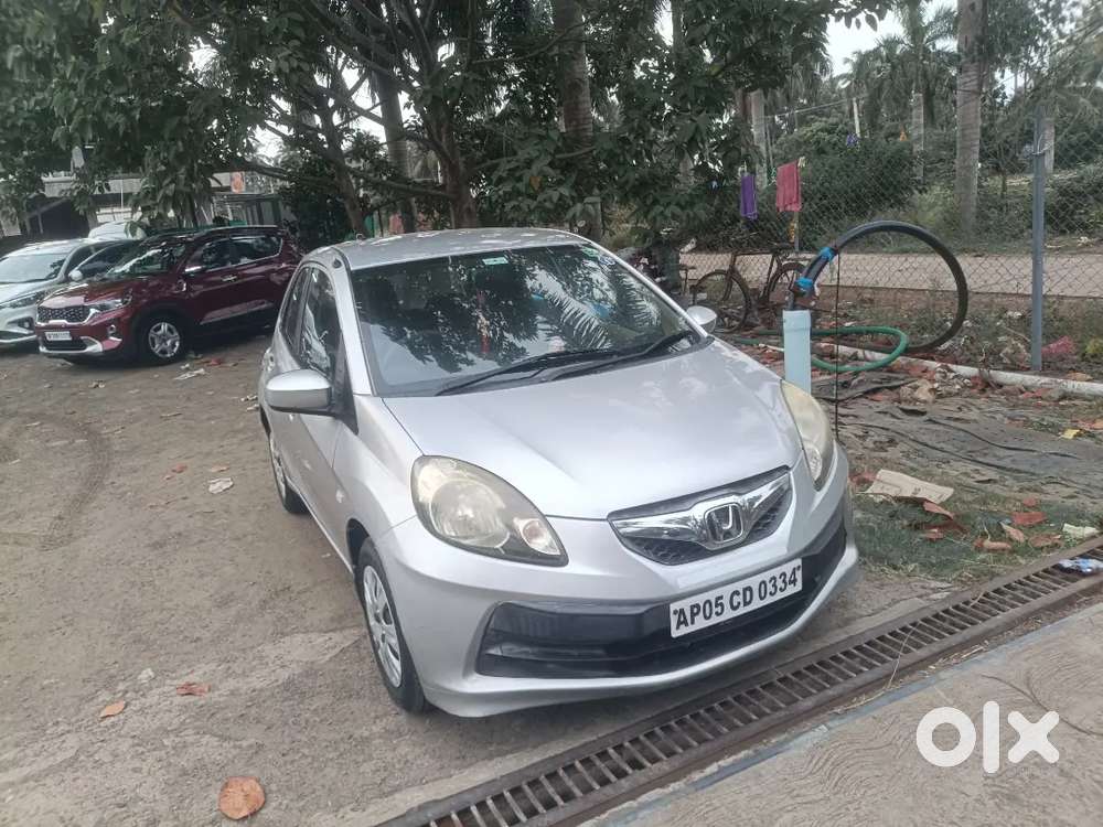 Honda Brio Petrol 2012 Mt 65000 Km