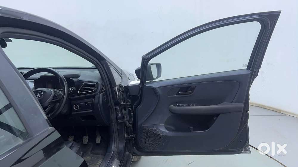 Tata Altroz 1.2 Xz Plus Dark Edition, 2022, Petrol