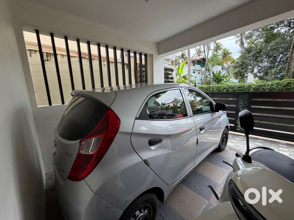 Hyundai Eon 2013 Petrol Manual Year