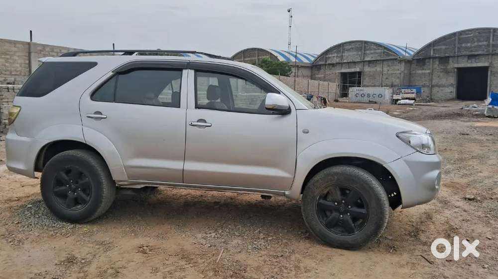 Toyota Fortuner Diesel Manual 2012