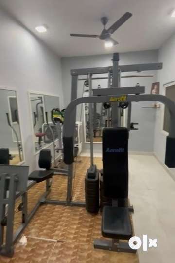 Aerofit leg press hot sale