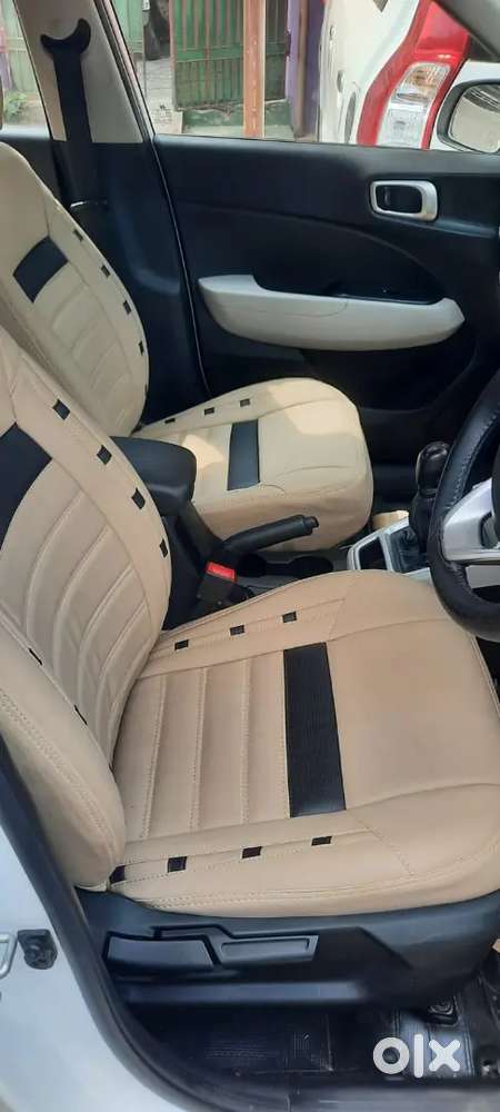 Hyundai Venue 2022 Petrol Well Maintained