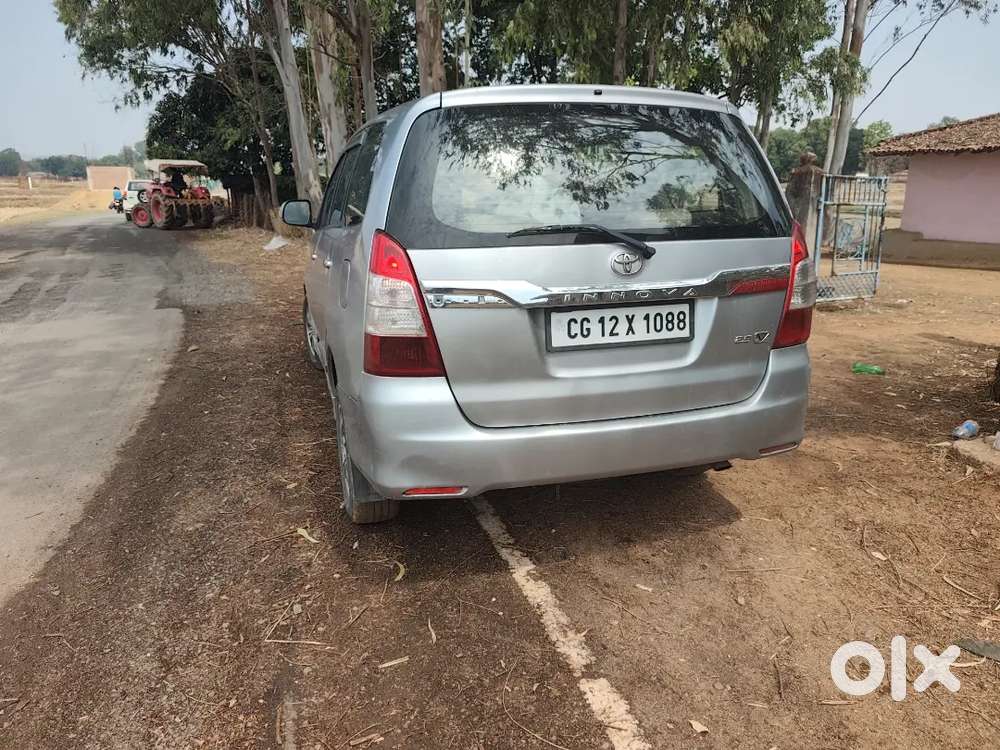 Toyota Innova 2015 Diesel Well Maintained
