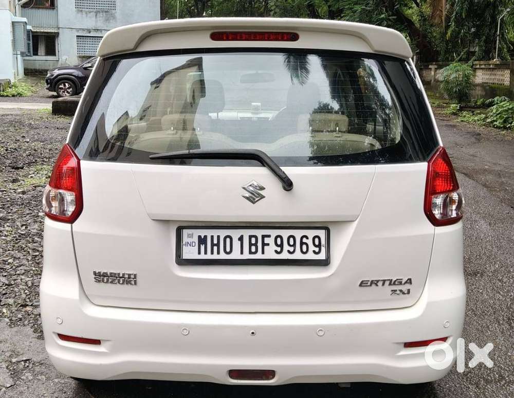 Maruti Suzuki Ertiga Zxi, 2012, Petrol