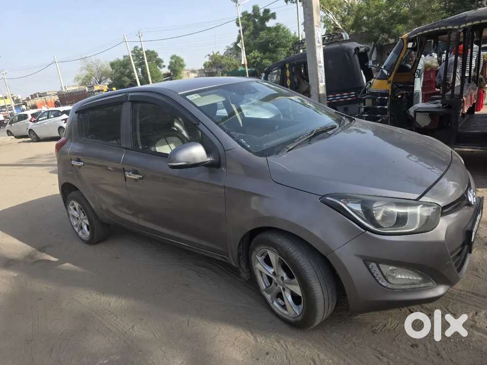 Hyundai I20 Active 2014 Diesel 105000 Km Driven
