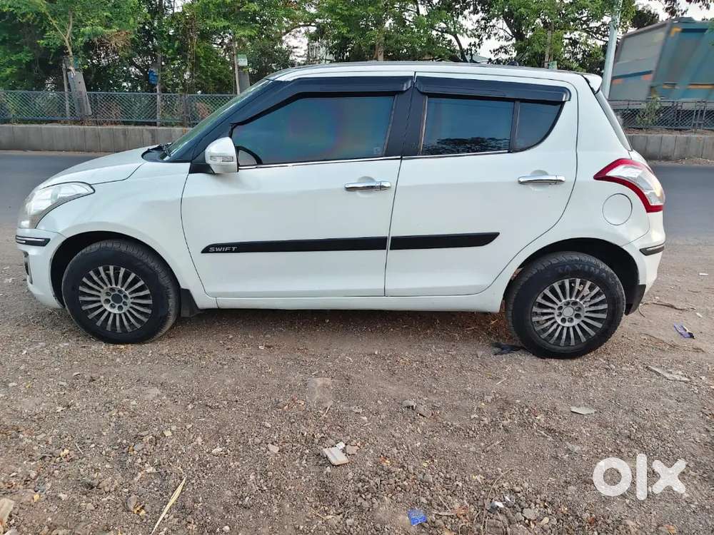Maruti Suzuki Swift 2016 Diesel 82000 Km Driven
