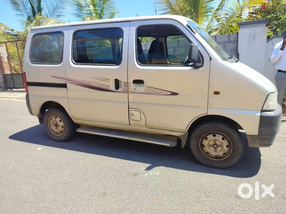Maruti Suzuki Eeco 2016 Petrol 82000 Km Driven