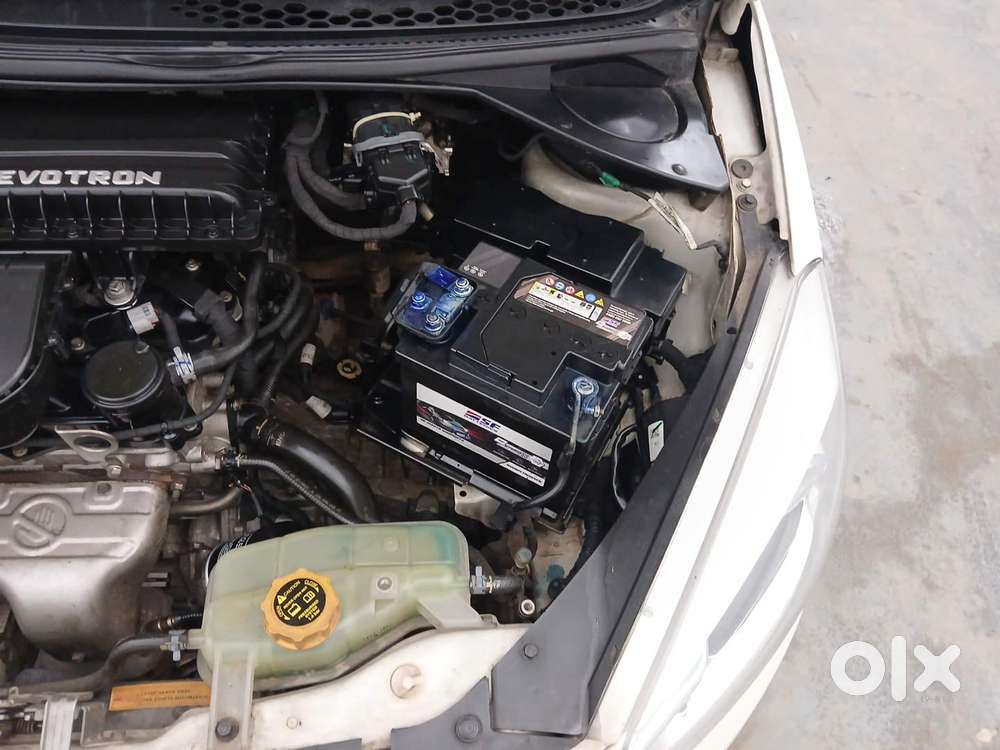 Tata Tiago 1.2 Revotron Xt, 2017, Petrol