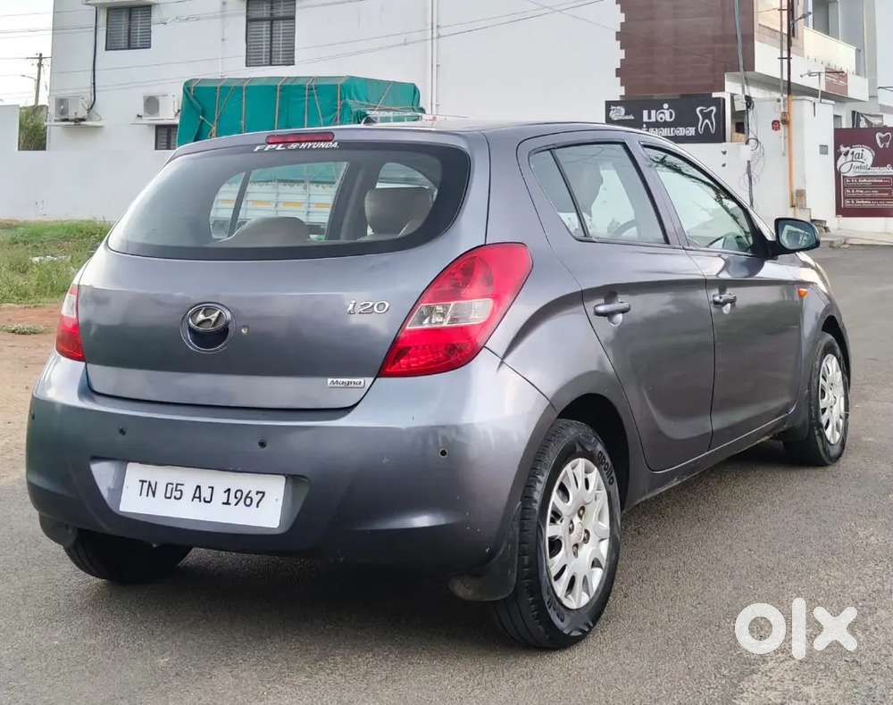 Hyundai I20 Magna Petrol 2011